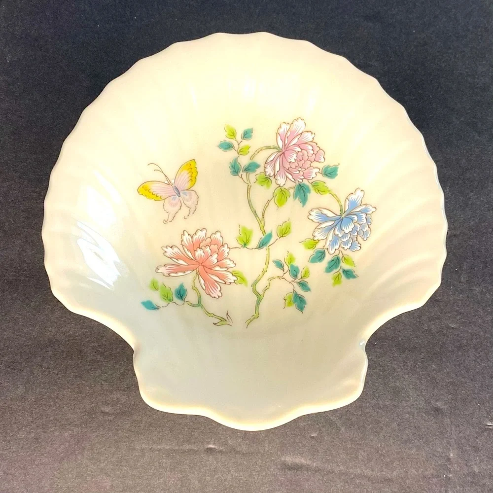 Vintage Takahashi San Francisco Floral Shell Dish